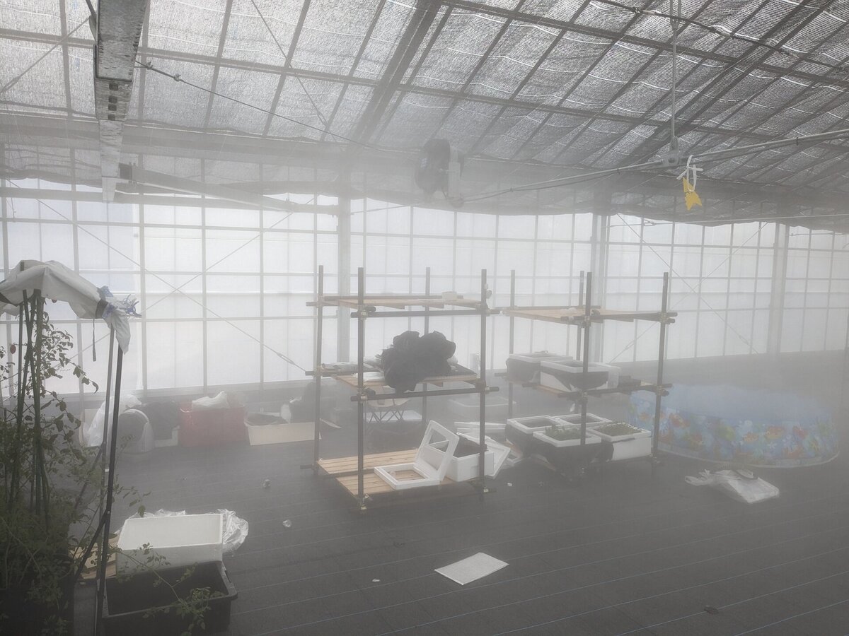 K様 ハウス内噴霧中